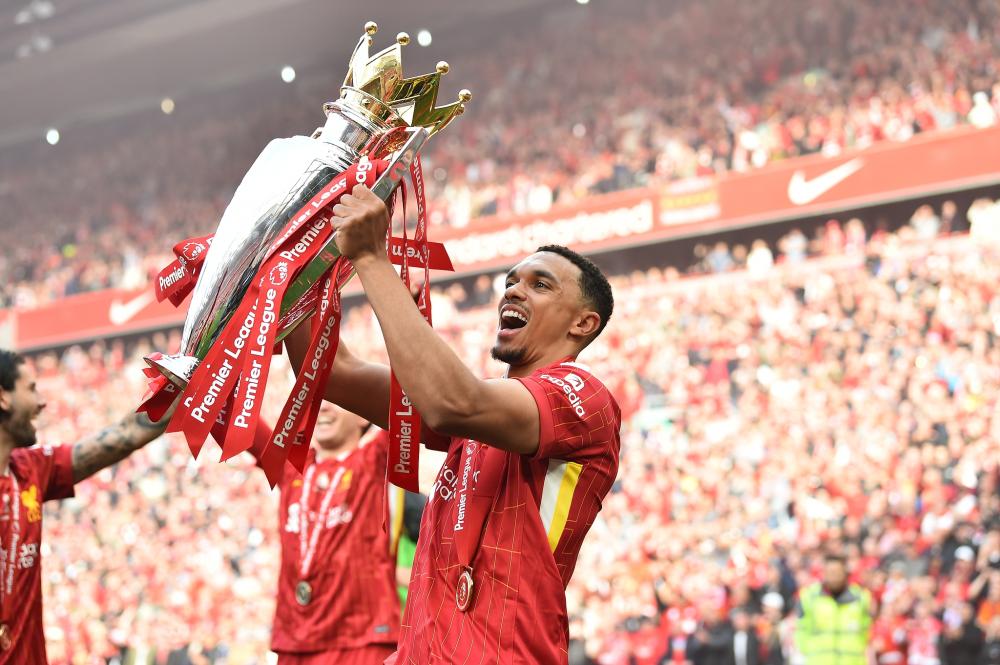 高清：西甲皇马3-0 姆巴佩一条龙+世界波