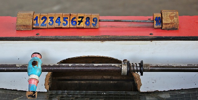 斯卢茨基：对手核心球员我们限制得不是特别好，给了很多机会